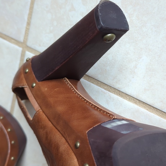 UGG 9.5 Celestina Shearling Platform Heels - Picture 9 of 11